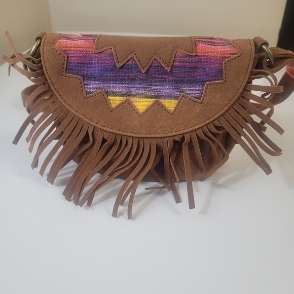 O'NEILL brown Sling Bag/purse with native designs and fringe - Picture 3 of 15